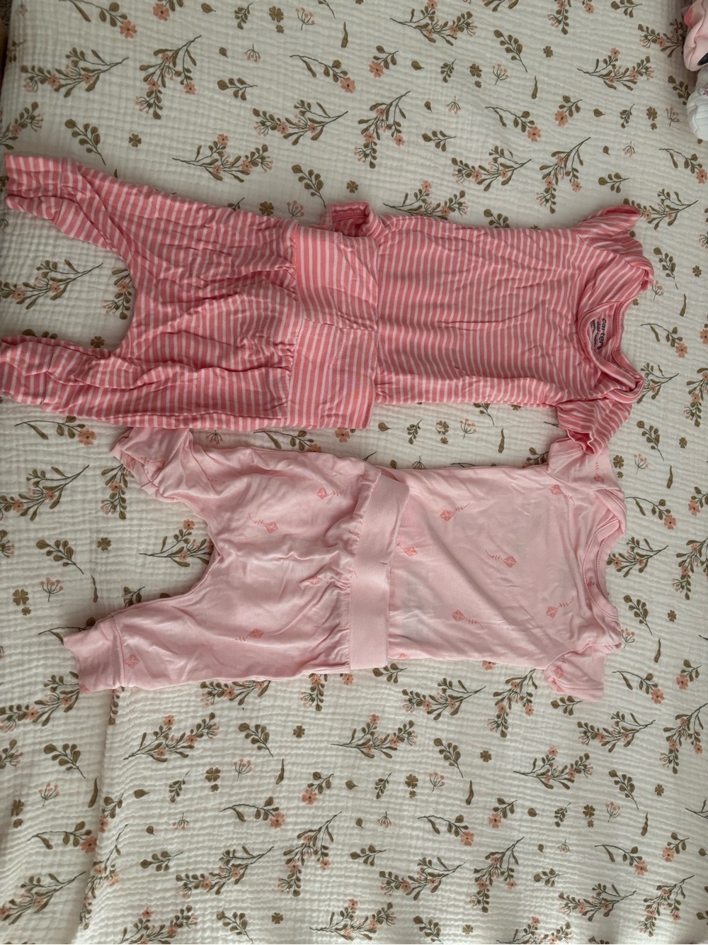 Carters Newborn Outfits